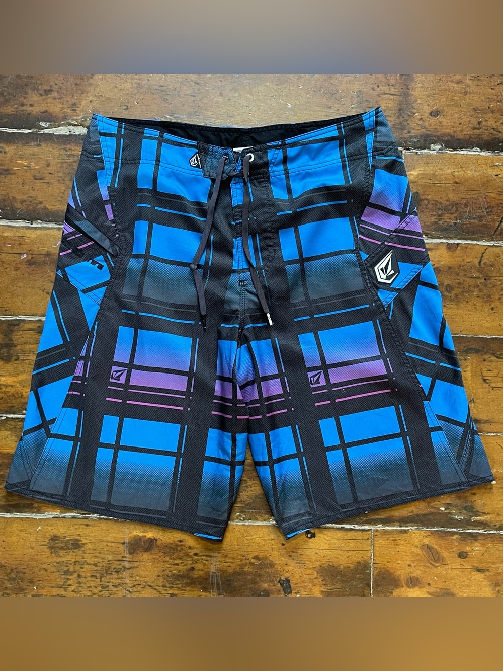 Vintage Y2K Volcom Blue Purple Plaid Check Board Shorts Surf Swim Trunks Mens 34